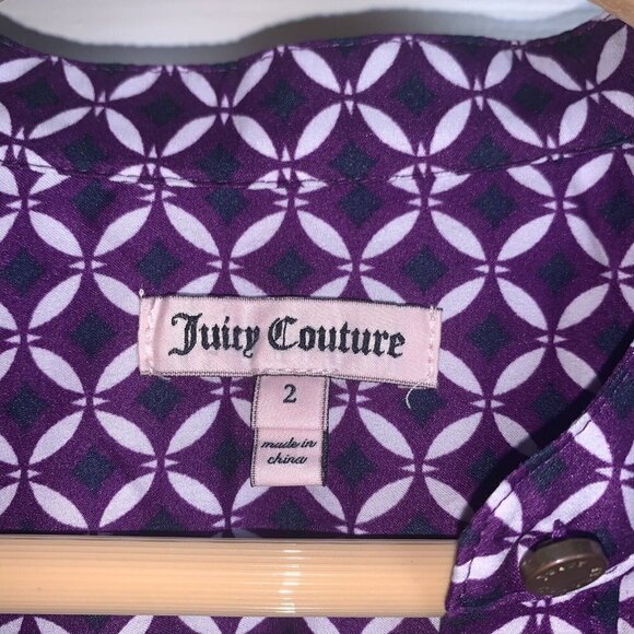 Juicy Couture Purple Geometric Roll Tap 1/2 Button V-Neck Shift Dress Size 2 - Picture 8 of 9